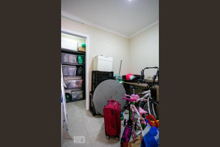 Casa à venda com 142m², 3 quartos e 3 vagasEscritório