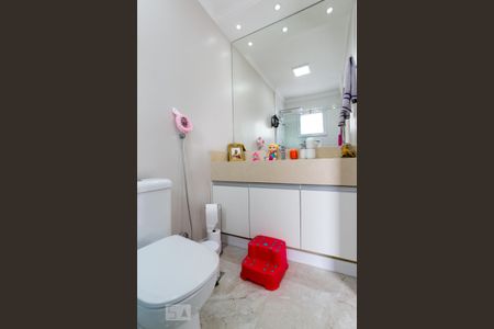 Casa à venda com 142m², 3 quartos e 3 vagasBanheiro da Suíte 2