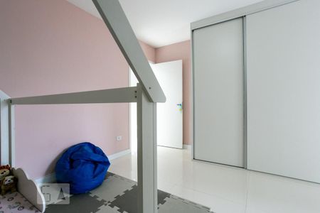 Casa à venda com 142m², 3 quartos e 3 vagasSuíte 2