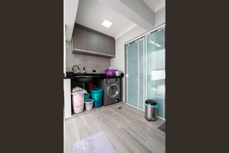 Casa à venda com 142m², 3 quartos e 3 vagasÁrea de serviço