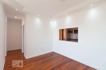 Sala de apartamento para alugar com 3 quartos, 80m² em Piratininga, Osasco