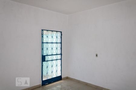 Sala de Casa com 4 quartos, 200m² Campo Grande