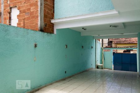 Garagem de casa para alugar com 4 quartos, 200m² em Campo Grande, Rio de Janeiro