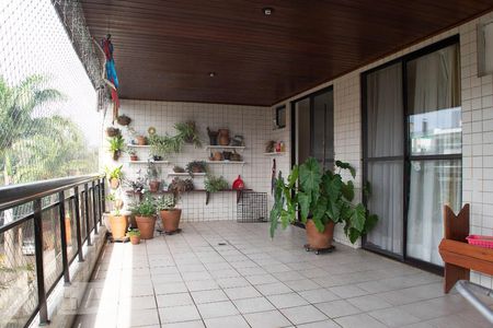 Varanda de apartamento para alugar com 3 quartos, 120m² em Recreio dos Bandeirantes, Rio de Janeiro