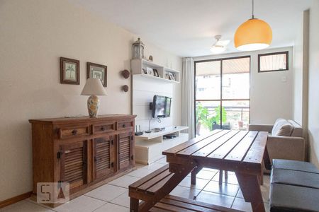 Sala de apartamento para alugar com 3 quartos, 120m² em Recreio dos Bandeirantes, Rio de Janeiro