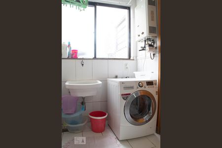 Apartamento para alugar com 120m², 3 quartos e 2 vagas Apartamento para alugar com 120m², 3 quartos e 2 vagasÁrea de Serviço