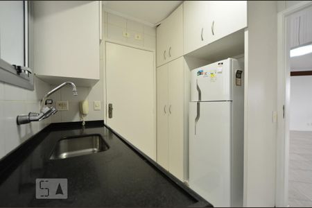 Apartamento à venda com 93m², 3 quartos e 2 vagasCozinha