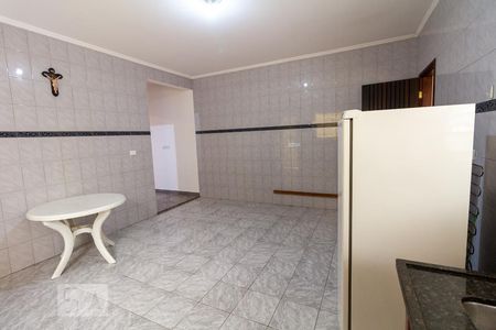 Casa para alugar com 110m², 3 quartos e 4 vagas Casa para alugar com 110m², 3 quartos e 4 vagasCozinha