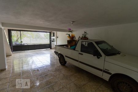 Casa para alugar com 110m², 3 quartos e 4 vagas Casa para alugar com 110m², 3 quartos e 4 vagasGaragem