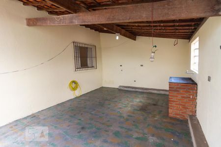 Casa para alugar com 110m², 3 quartos e 4 vagas Casa para alugar com 110m², 3 quartos e 4 vagasVaranda