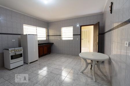 Casa para alugar com 110m², 3 quartos e 4 vagas Casa para alugar com 110m², 3 quartos e 4 vagasCozinha