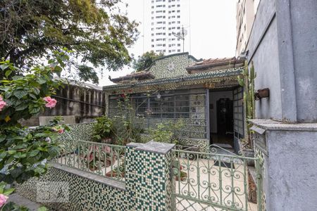 Casa à venda com 408m², 2 quartos e sem vagaFachada