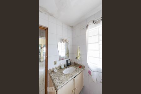 Casa à venda com 408m², 2 quartos e sem vagaBanheiro