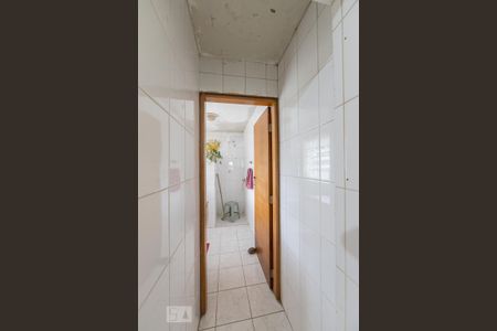 Casa à venda com 408m², 2 quartos e sem vagaCorredor Banheiro