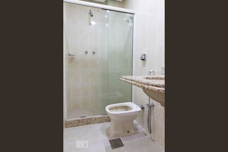 Apartamento para alugar com 84m², 3 quartos e 2 vagas Apartamento para alugar com 84m², 3 quartos e 2 vagasBanheiro social