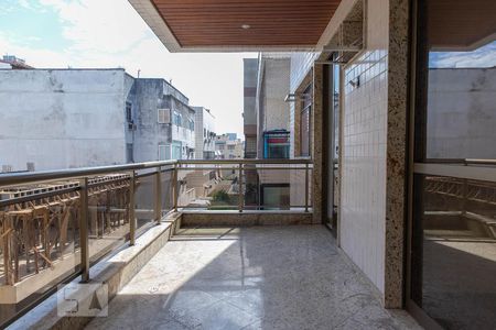 Varanda de apartamento para alugar com 3 quartos, 84m² em Recreio dos Bandeirantes, Rio de Janeiro