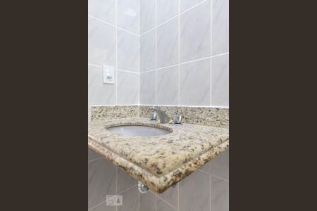 Apartamento para alugar com 84m², 3 quartos e 2 vagas Apartamento para alugar com 84m², 3 quartos e 2 vagasBanheiro da suíte