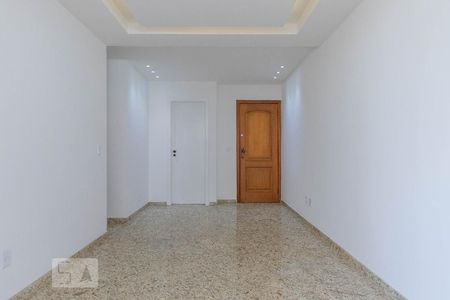 Sala de apartamento para alugar com 3 quartos, 84m² em Recreio dos Bandeirantes, Rio de Janeiro