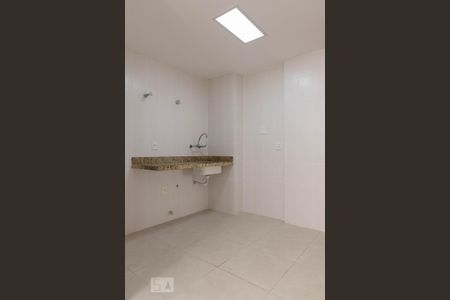 Apartamento para alugar com 84m², 3 quartos e 2 vagas Apartamento para alugar com 84m², 3 quartos e 2 vagasCozinha