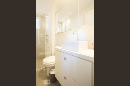 Apartamento para alugar com 121m², 2 quartos e 2 vagasBanheiro Suíte