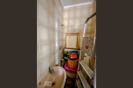 Apartamento à venda com 187m², 3 quartos e 3 vagasBanheiro de Serviço