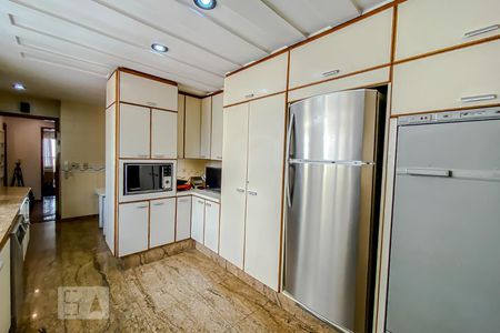 Apartamento à venda com 187m², 3 quartos e 3 vagasCozinha