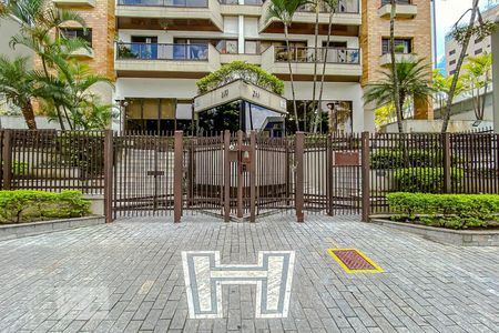 Apartamento à venda com 187m², 3 quartos e 3 vagasFachada