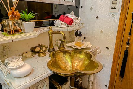 Apartamento à venda com 187m², 3 quartos e 3 vagasDetalhe Lavabo