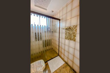 Apartamento à venda com 187m², 3 quartos e 3 vagasBanheiro