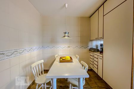 Apartamento à venda com 187m², 3 quartos e 3 vagasCozinha