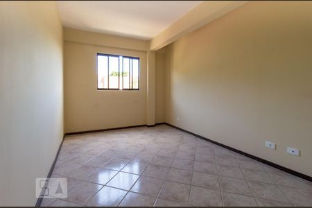 Quarto 1 de apartamento para alugar com 2 quartos, 55m² em Boqueirão, Curitiba