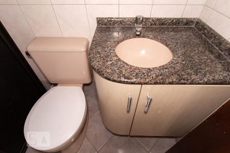 Apartamento para alugar com 55m², 2 quartos e 1 vagaDetalhe banheiro