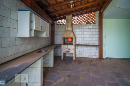 Casa à venda com 350m², 3 quartos e 5 vagasChurrasqueira