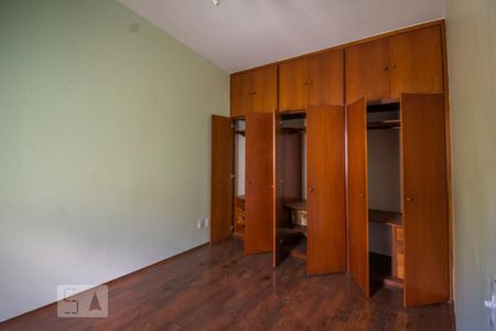 Casa à venda com 350m², 3 quartos e 5 vagasSuíte