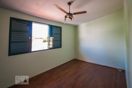 Casa à venda com 350m², 3 quartos e 5 vagasQuarto 1