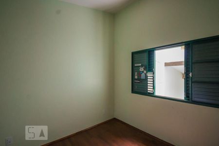 Casa à venda com 350m², 3 quartos e 5 vagasQuarto 2