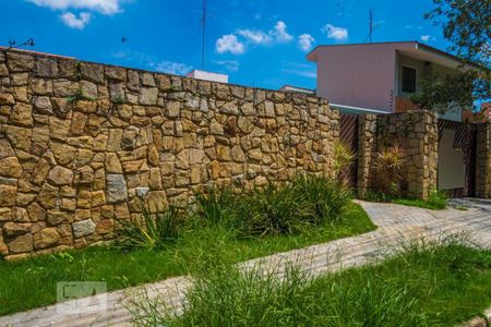 Casa à venda com 350m², 3 quartos e 5 vagasFachada