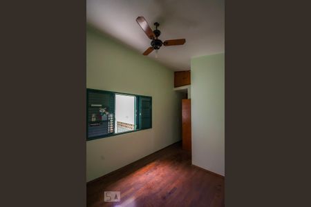 Casa à venda com 350m², 3 quartos e 5 vagasQuarto 2