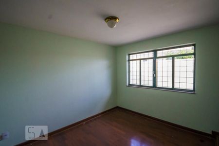 Sala Livre de casa à venda com 3 quartos, 350m² em Jardim das Paineiras, Campinas