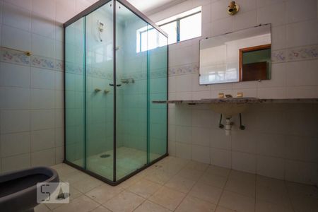 Casa à venda com 350m², 3 quartos e 5 vagasBanheiro