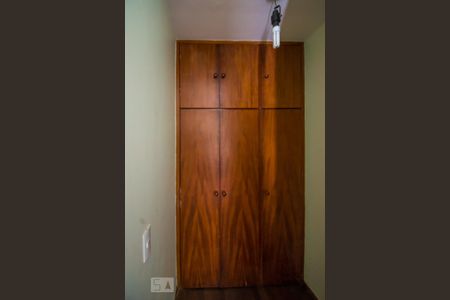 Casa à venda com 350m², 3 quartos e 5 vagasQuarto 2