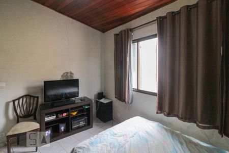 Casa à venda com 220m², 4 quartos e 4 vagasQuarto da edícula