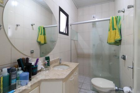 Casa à venda com 220m², 4 quartos e 4 vagasBanheiro da edícula