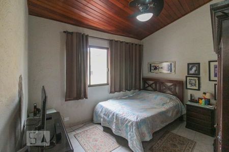 Casa à venda com 220m², 4 quartos e 4 vagasQuarto da edícula