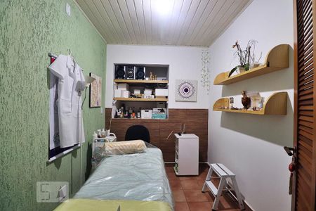 Casa à venda com 360m², 3 quartos e 2 vagasQuarto de Serviço