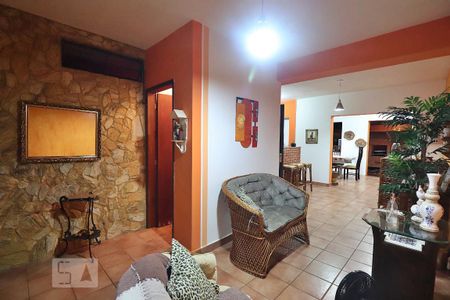 Casa à venda com 360m², 3 quartos e 2 vagasÁrea Gourmet
