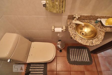 Casa à venda com 360m², 3 quartos e 2 vagasLavabo