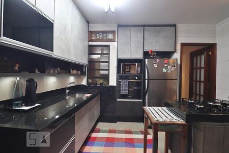 Casa à venda com 360m², 3 quartos e 2 vagasCozinha