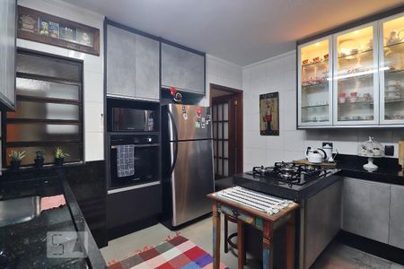 Casa à venda com 360m², 3 quartos e 2 vagasCozinha