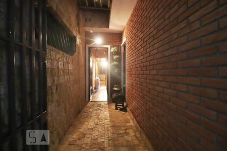 Casa à venda com 360m², 3 quartos e 2 vagasCorredor